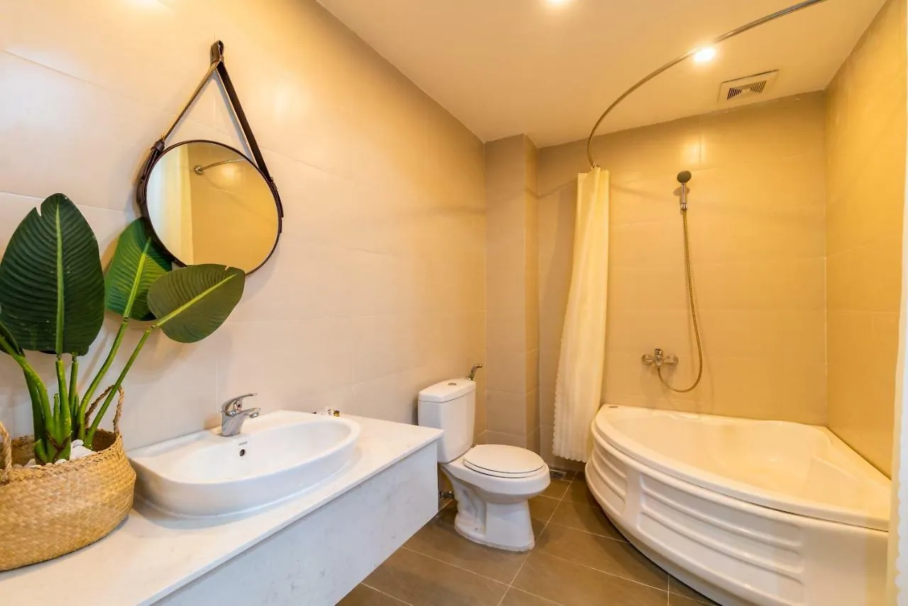 Apartment Chin Stays - Han River Da Nang